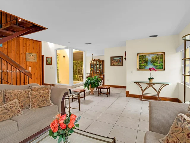 1015 Venetia Ave, Coral Gables FL 33134