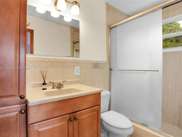 1015 Venetia Ave, Coral Gables FL 33134