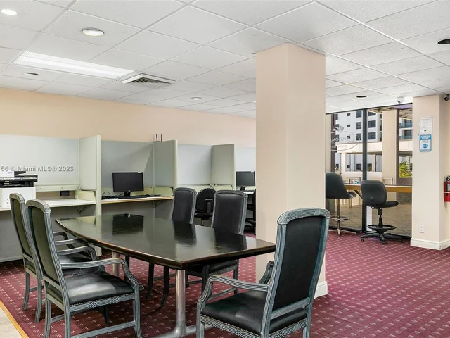 2101 S Ocean Dr # 2404, Hollywood FL 33019