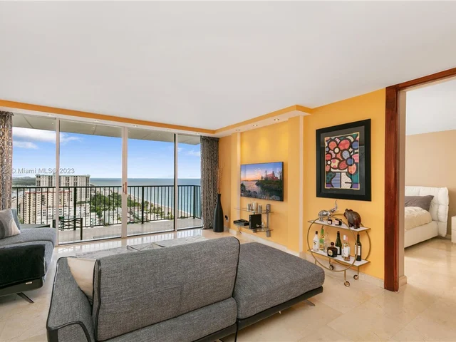 2101 S Ocean Dr # 2404, Hollywood FL 33019