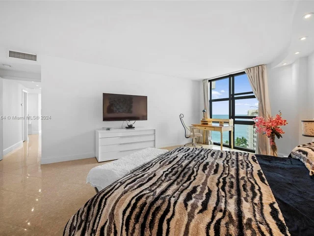 1121 Crandon Blvd # F1207, Key Biscayne FL 33149