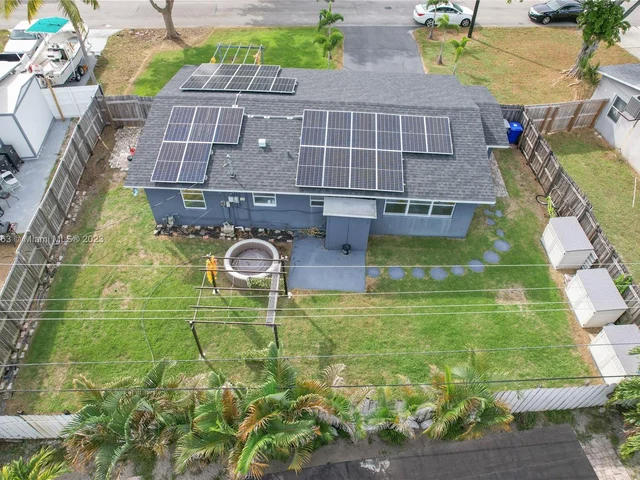 2610 NE 8th Ave, Pompano Beach FL 33064