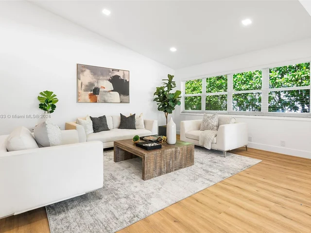 410 S Shore Dr, Miami Beach FL 33141