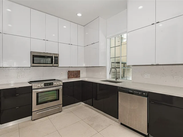 5309 NW 110th Ave, Coral Springs FL 33076