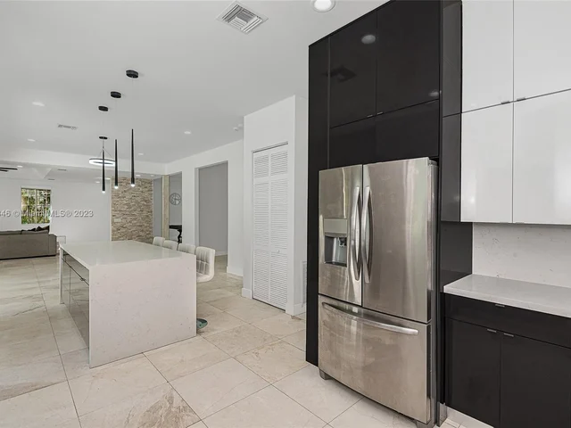 5309 NW 110th Ave, Coral Springs FL 33076