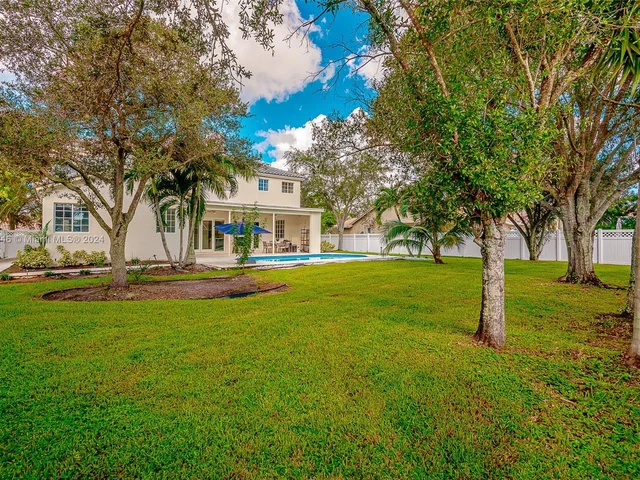 5309 NW 110th Ave, Coral Springs FL 33076