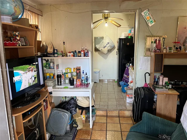 4360 SW 1st St, Miami FL 33134