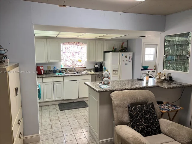 4360 SW 1st St, Miami FL 33134