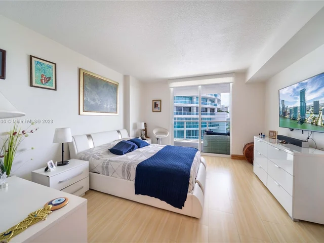 2101 Brickell Ave # 1610, Miami FL 33129