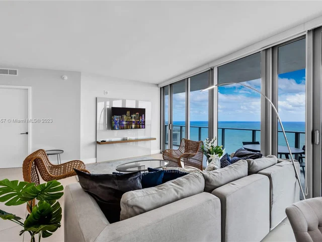 4111 S Ocean Dr # 2301, Hollywood FL 33019