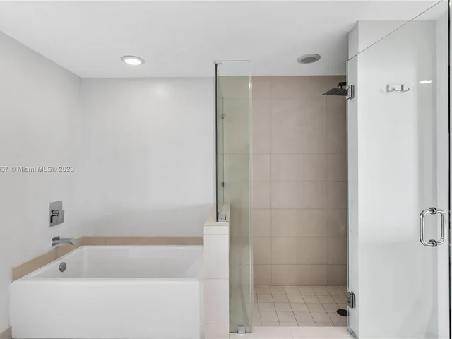 4111 S Ocean Dr # 2301, Hollywood FL 33019