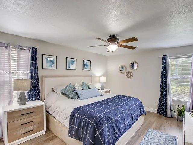 5156 Conroy Road # 1117, Orlando FL 32811