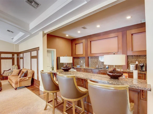 5156 Conroy Road # 1117, Orlando FL 32811