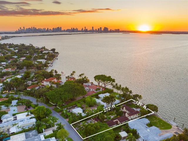 5060 N Bay Rd, Miami Beach FL 33140