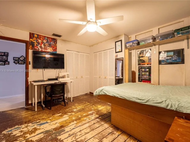 11201 NW 24th St, Plantation FL 33323