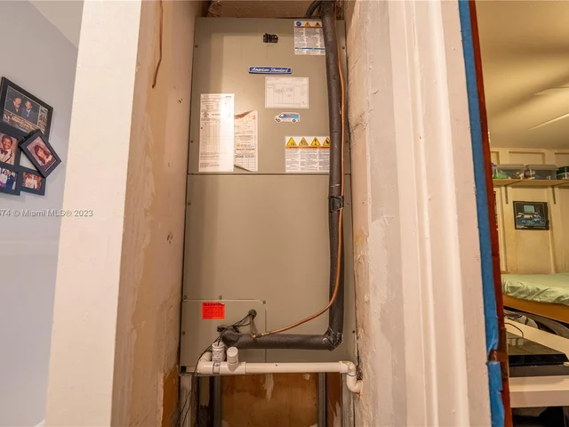 11201 NW 24th St, Plantation FL 33323