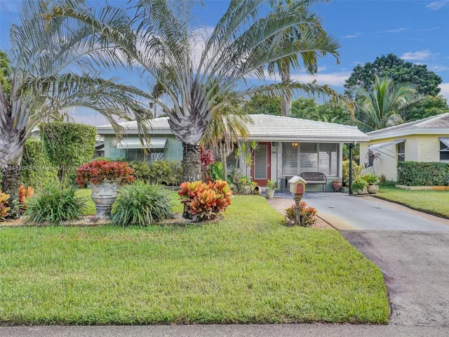 380 NW 46th St, Oakland Park FL 33309