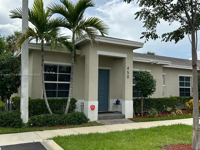 450 NE 4th Ave, Florida City FL 33034