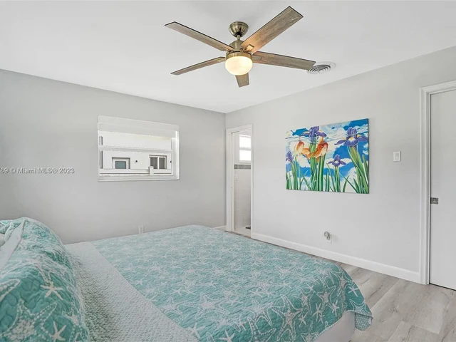 1248 Taylor St, Hollywood FL 33019