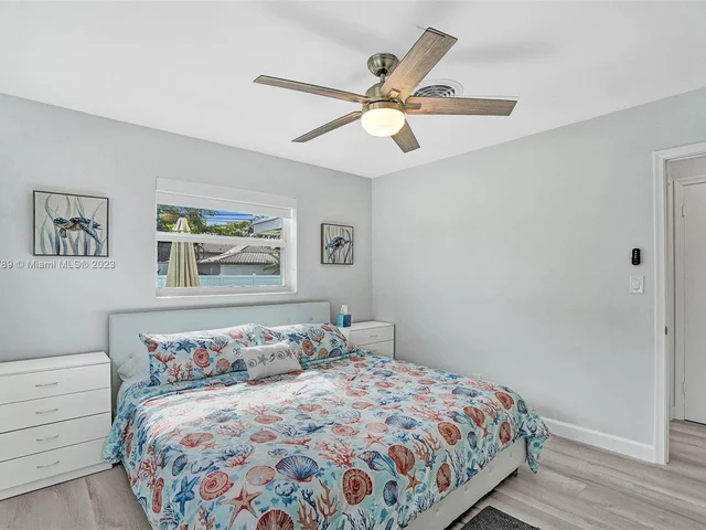 1248 Taylor St, Hollywood FL 33019