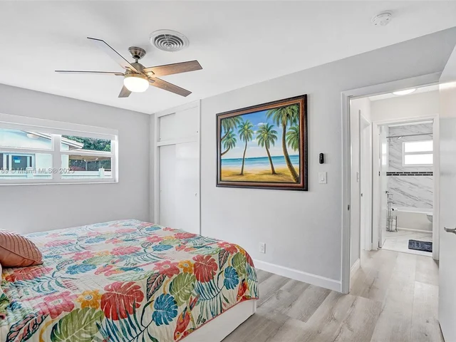 1248 Taylor St, Hollywood FL 33019