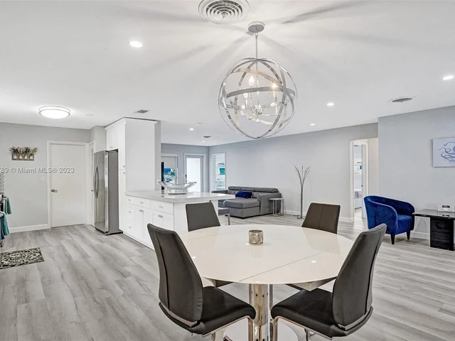 1248 Taylor St, Hollywood FL 33019