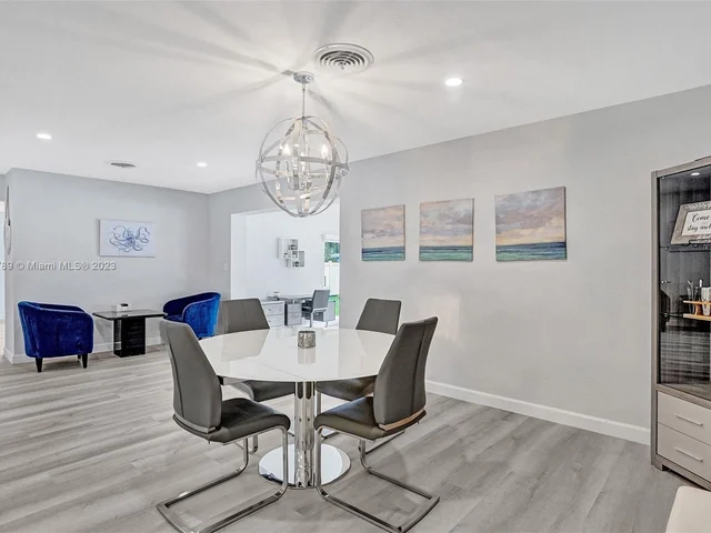 1248 Taylor St, Hollywood FL 33019