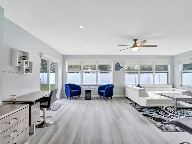 1248 Taylor St, Hollywood FL 33019