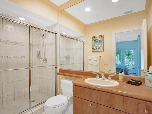 3942 NE 171st St # 4A, North Miami Beach FL 33160