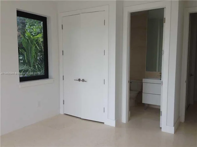 472 FERNWOOD DR # 472, Key Biscayne FL 33149