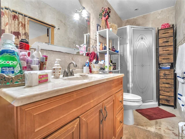 1631 NW 175th Ter, Miami Gardens FL 33169