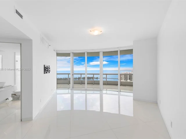 1643 Brickell Ave # 3902, Miami FL 33129
