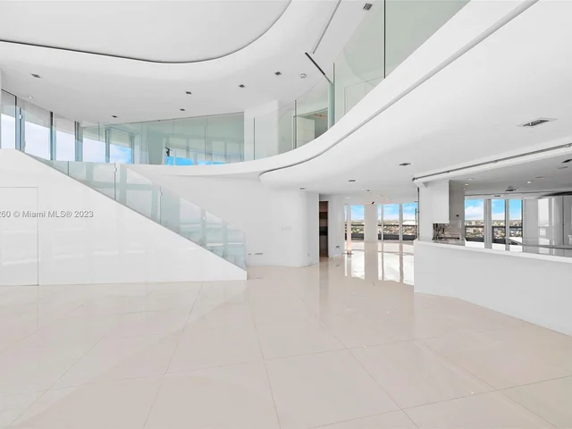 1643 Brickell Ave # 3902, Miami FL 33129