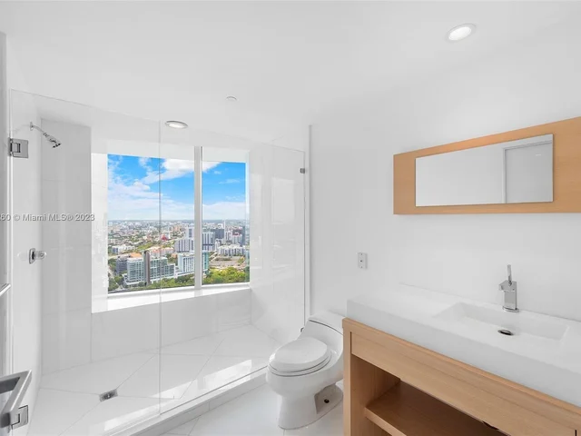 1643 Brickell Ave # 3902, Miami FL 33129