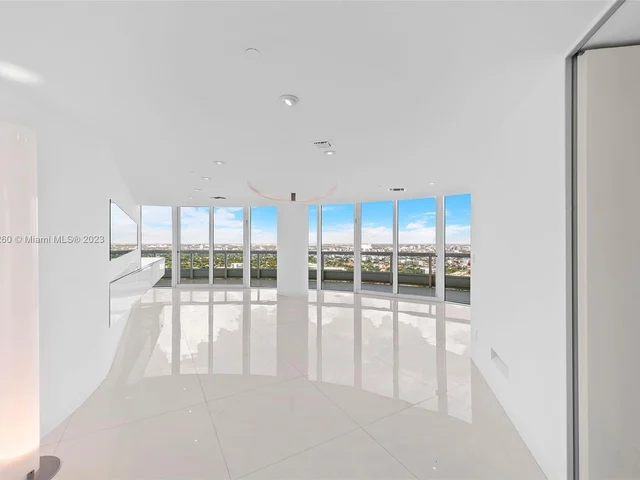 1643 Brickell Ave # 3902, Miami FL 33129