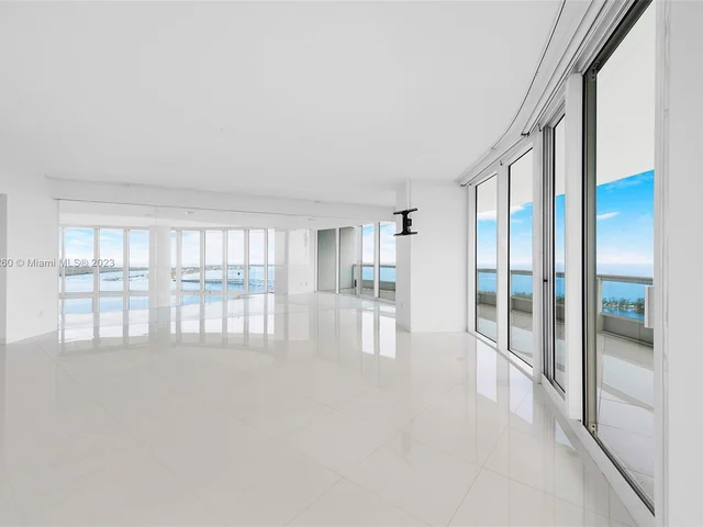 1643 Brickell Ave # 3902, Miami FL 33129