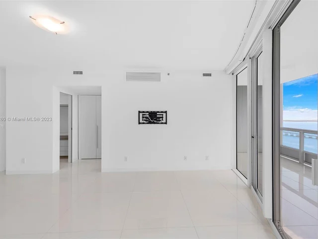 1643 Brickell Ave # 3902, Miami FL 33129