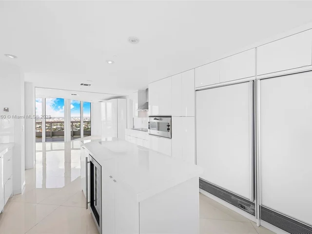 1643 Brickell Ave # 3902, Miami FL 33129