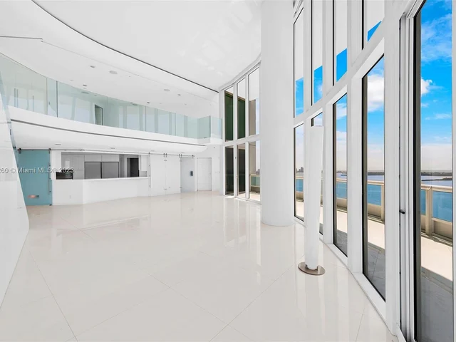 1643 Brickell Ave # 3902, Miami FL 33129