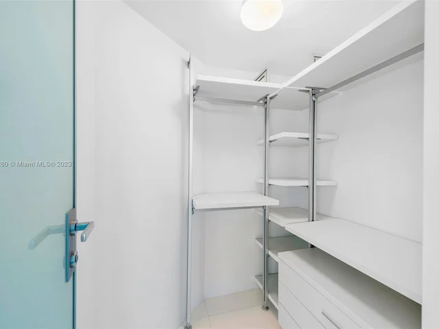 1643 Brickell Ave # 3902, Miami FL 33129