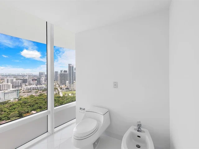 1643 Brickell Ave # 3902, Miami FL 33129