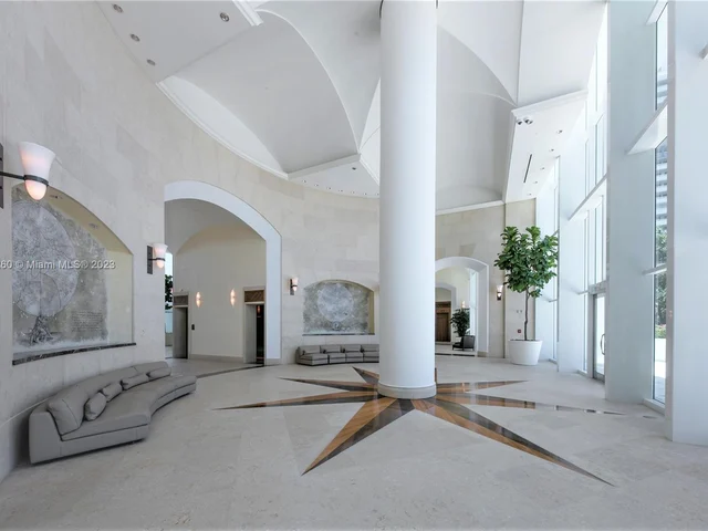 1643 Brickell Ave # 3902, Miami FL 33129