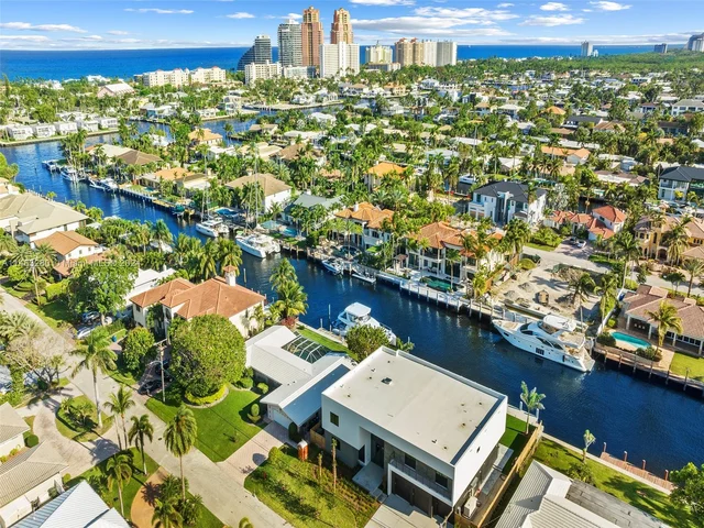 2840 NE 27th St, Fort Lauderdale FL 33306