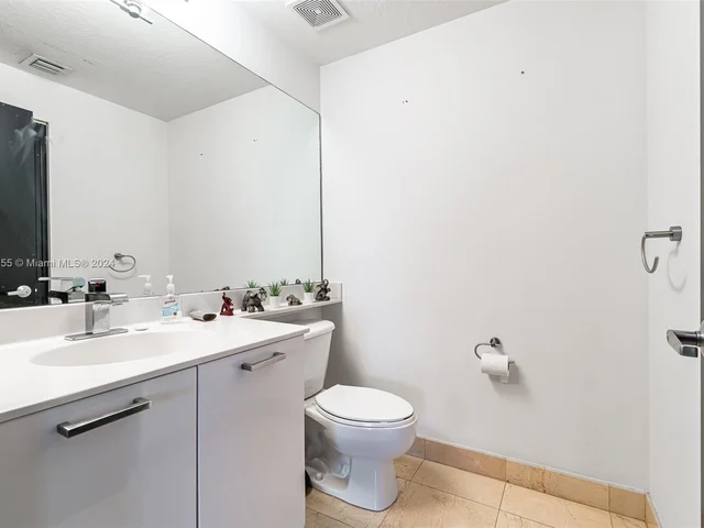 10700 NW 66th St # 407, Doral FL 33178