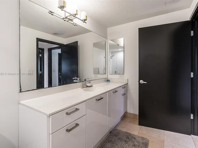 10700 NW 66th St # 407, Doral FL 33178