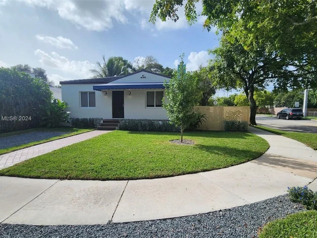 442 NW 46th St, Miami FL 33127