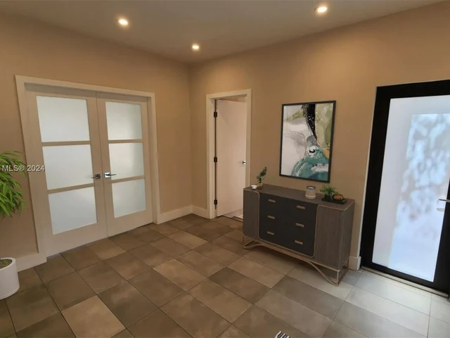 442 NW 46th St, Miami FL 33127