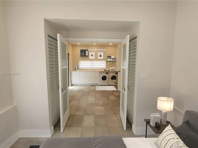 442 NW 46th St, Miami FL 33127