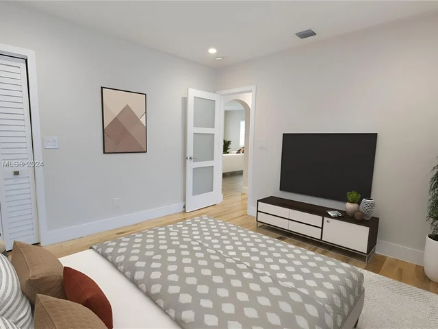 442 NW 46th St, Miami FL 33127