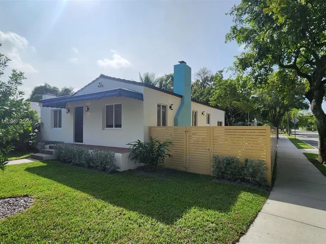 442 NW 46th St, Miami FL 33127